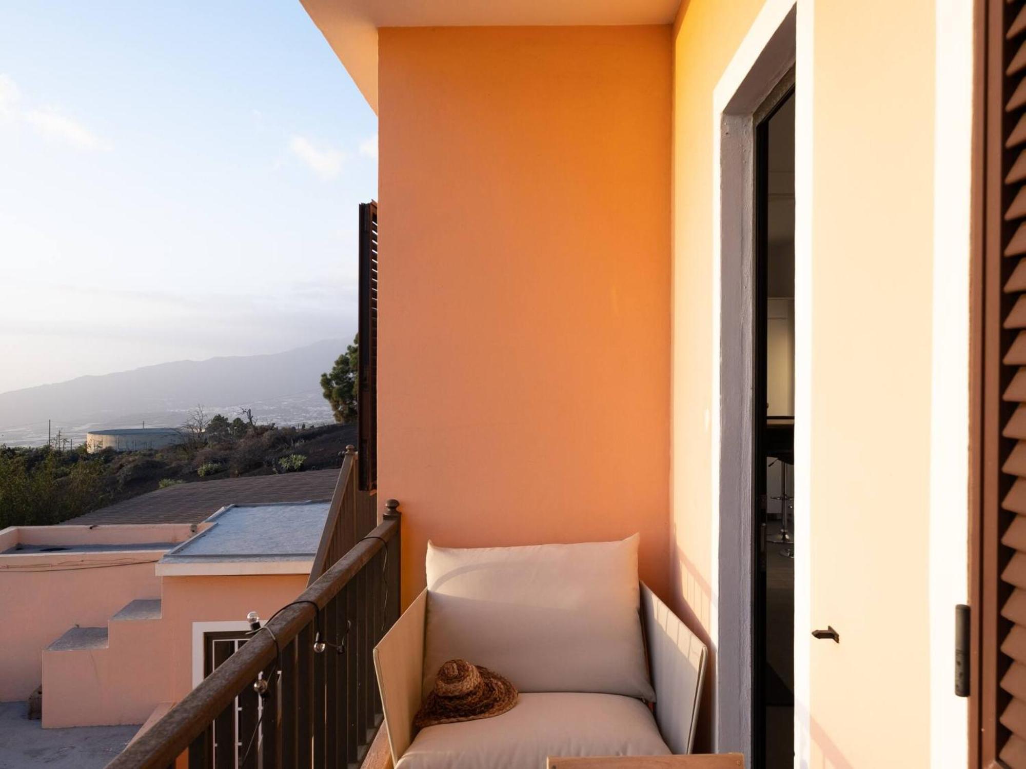 Finca Las Huellas - Moderno Apartamento Con Vistas Al Mar Y Al Volcan Los Llanos De Aridane Bagian luar foto